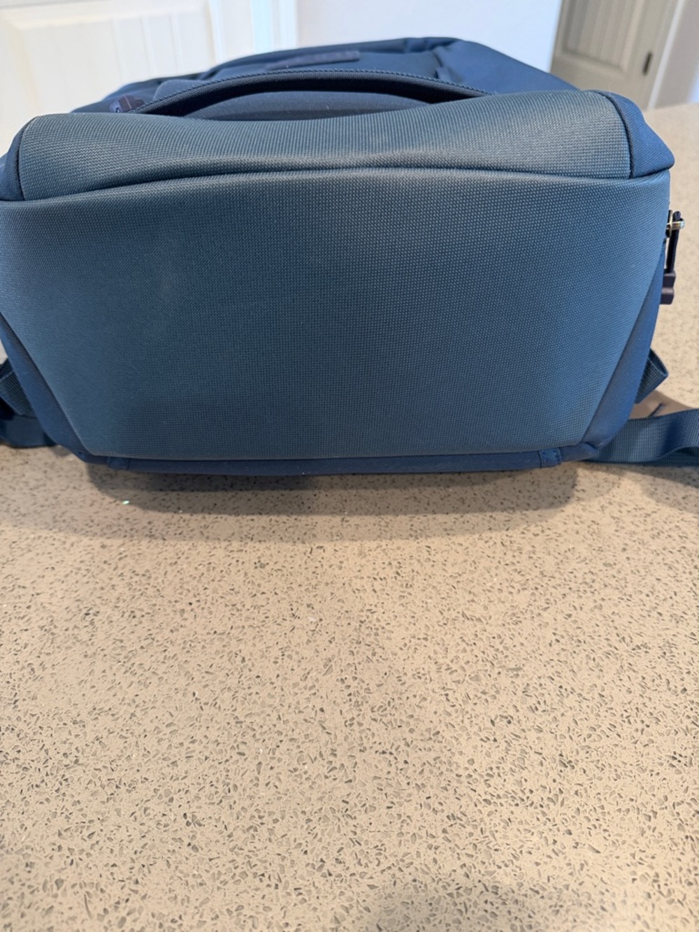 Yeti Crossroads 27L backpack (New) - Picture 7 of 7
